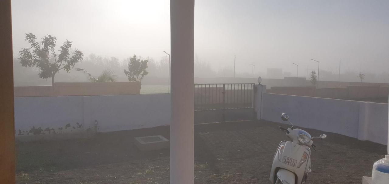 Krishna Farm & Forest Villa Bhuj Eksteriør billede
