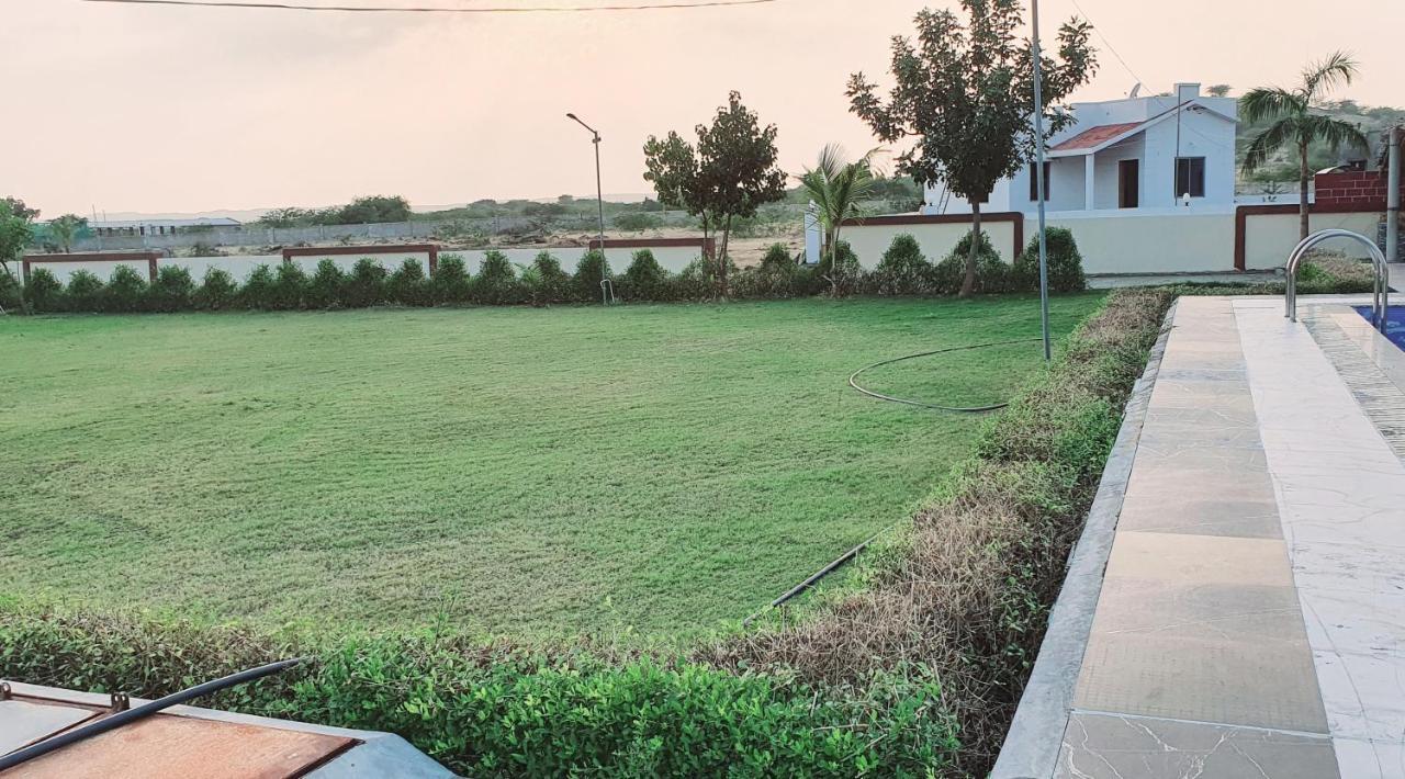 Krishna Farm & Forest Villa Bhuj Eksteriør billede
