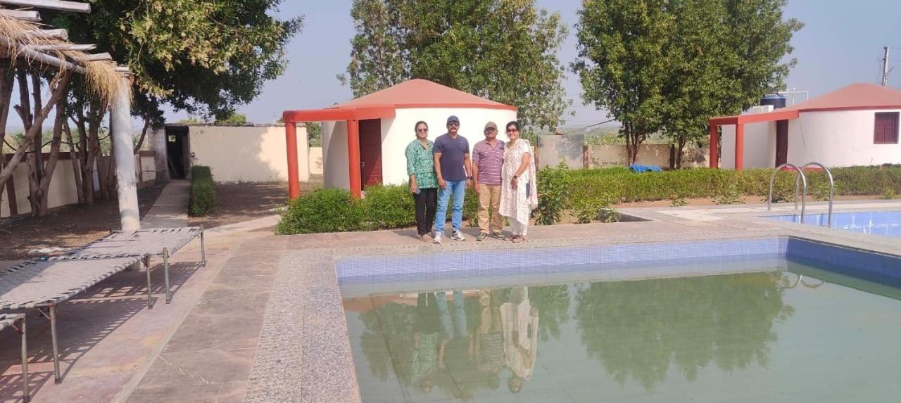 Krishna Farm & Forest Villa Bhuj Eksteriør billede
